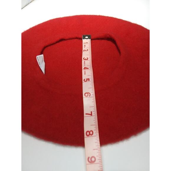Vintage Montgomery Ward 100% Lambswool Classic Red Beret Wool Winter Hat Cap - Picture 6 of 7